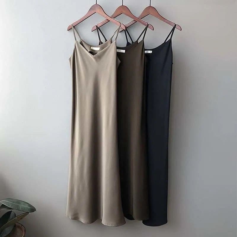 ブルベ冬服 サテンノースリーブワンピース