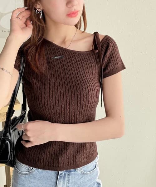 ブルベ夏/ブルベ冬服 リボンネックケーブル編みニット