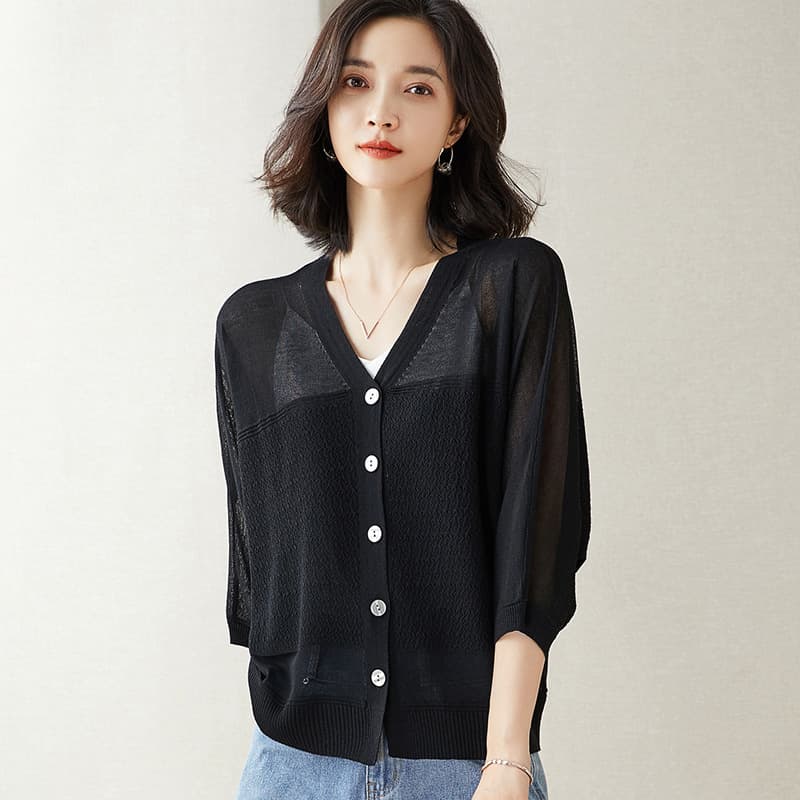 ブルベ夏/ブルベ冬服 透明感あふれる七分袖ニット