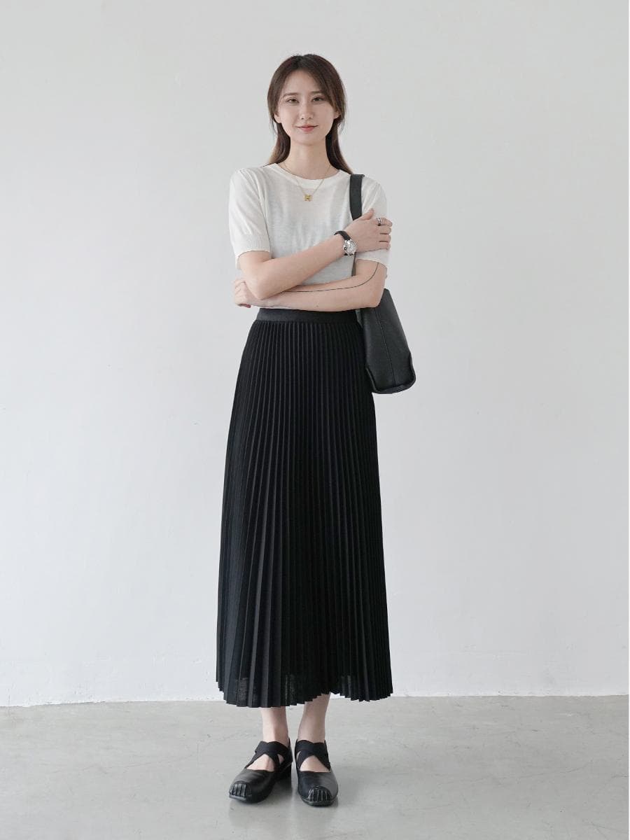 ブルベ夏/ブルベ冬服 優美なシルエット プリーツロングスカート