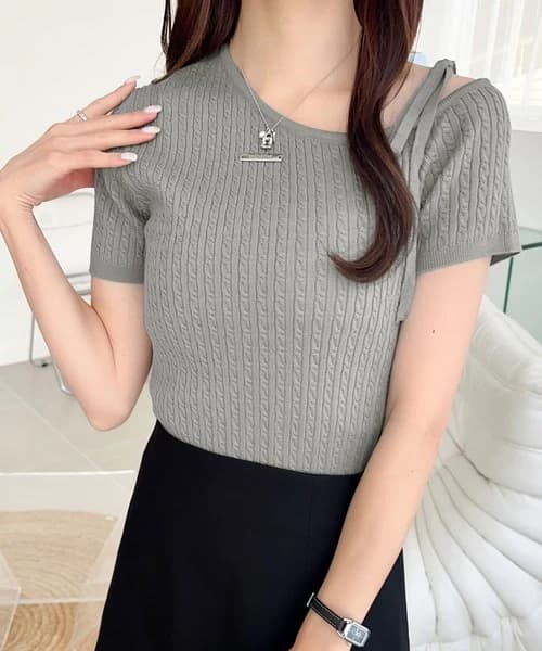 ブルベ夏/ブルベ冬服 リボンネックケーブル編みニット