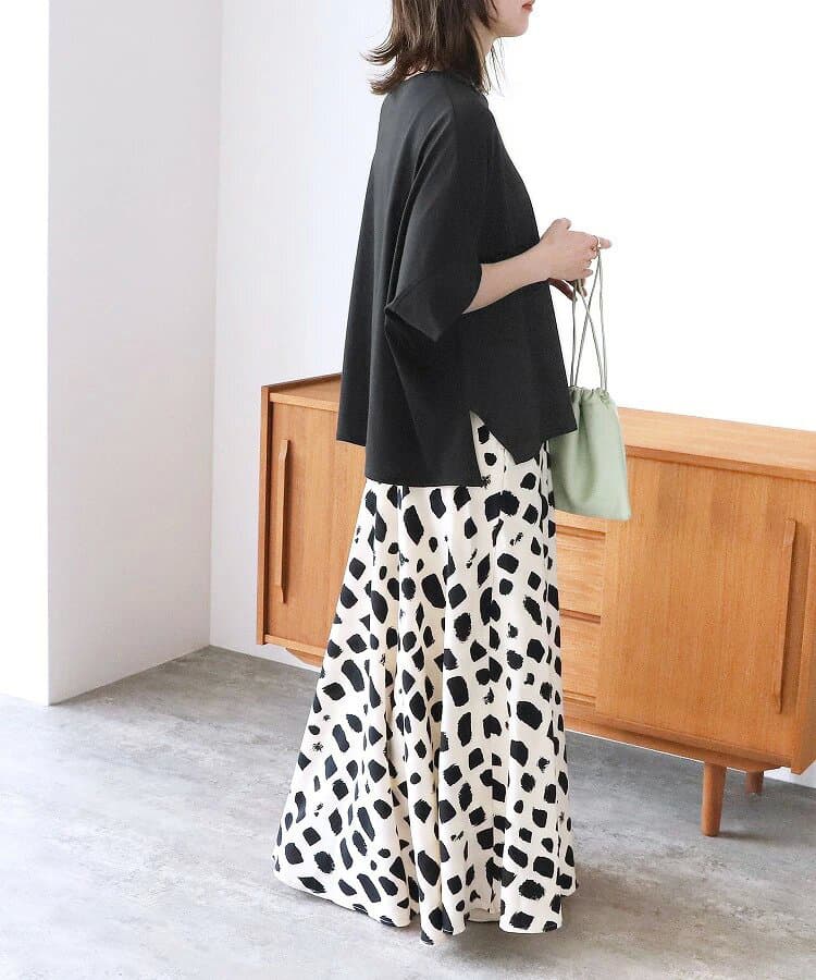 ブルベ夏/ブルベ冬服 ゆったりシルエット五分袖カットソー