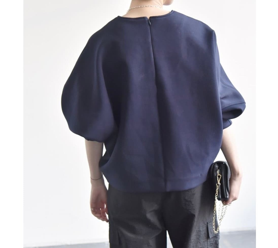 ブルベ夏/ブルベ冬服 ぽわん袖トレーナー