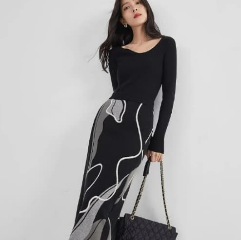 ブルベ夏/ブルベ冬服 曲線模様ニットロングスカート