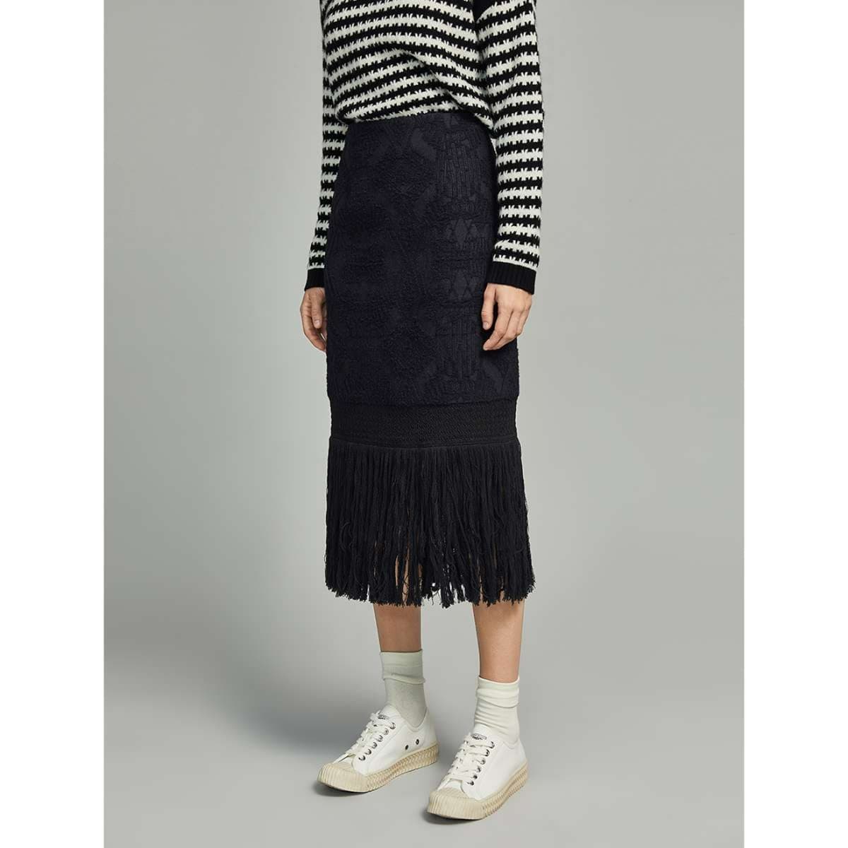 ブルベ冬服 フリンジニットミディスカート