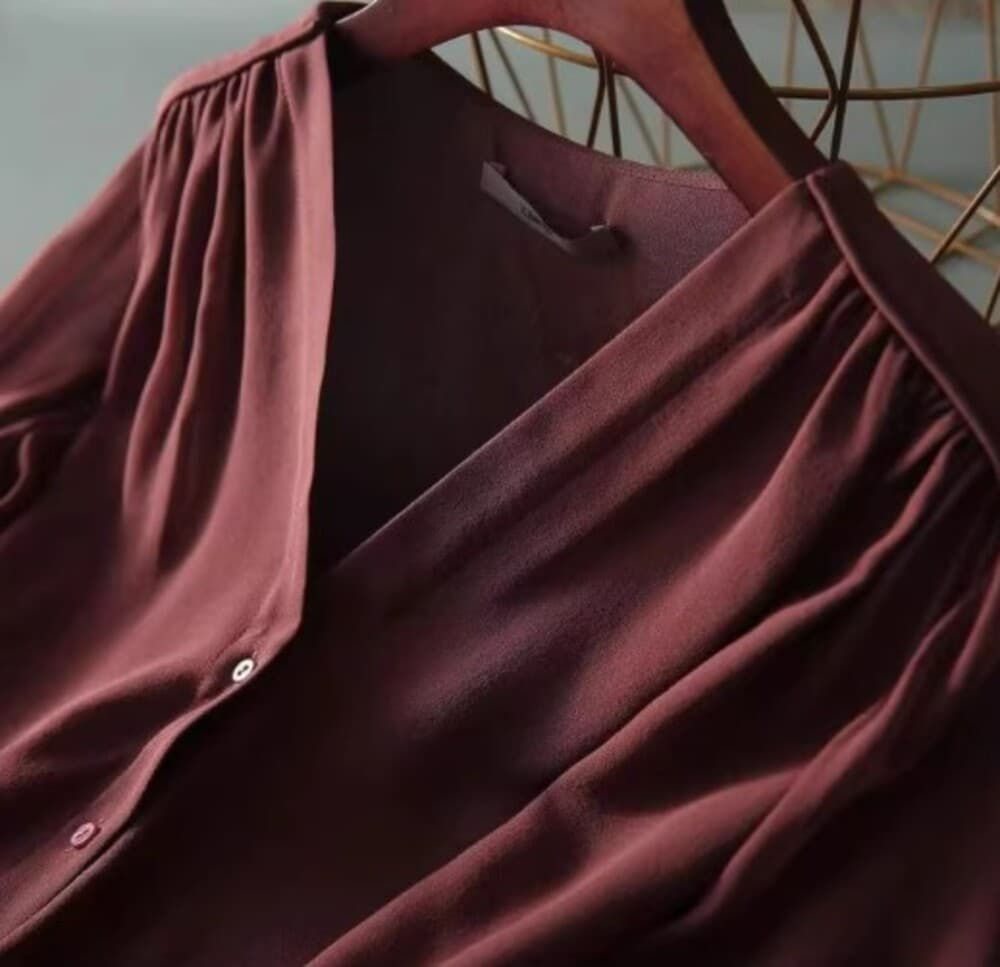 ブルベ冬服 ふんわりスリーブブラウス