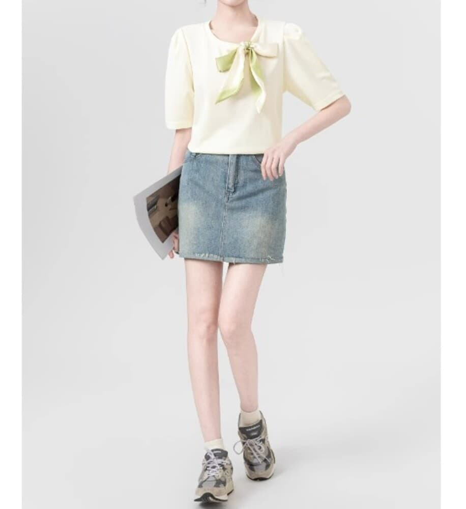 ブルベ夏服 リボン付き クロップドTシャツ