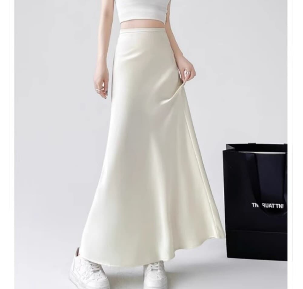 ブルベ夏/ブルベ冬服 サテンスカート