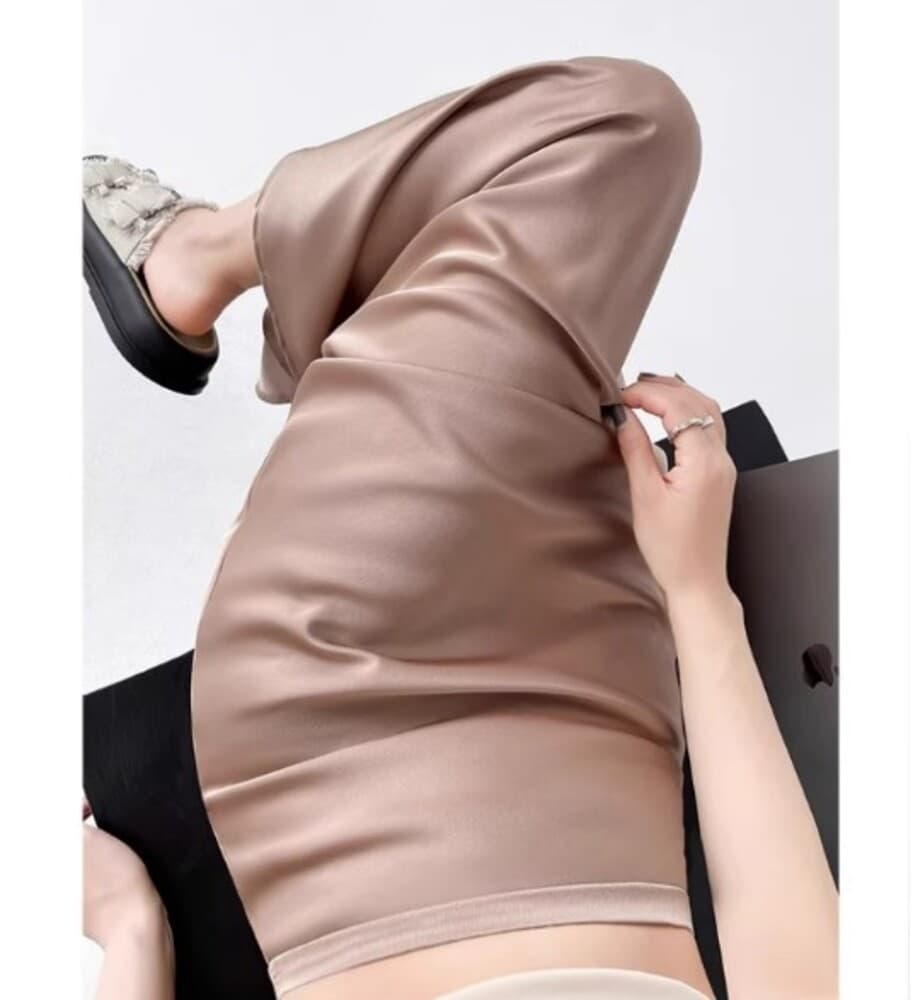 ブルベ夏/ブルベ冬服 サテンスカート