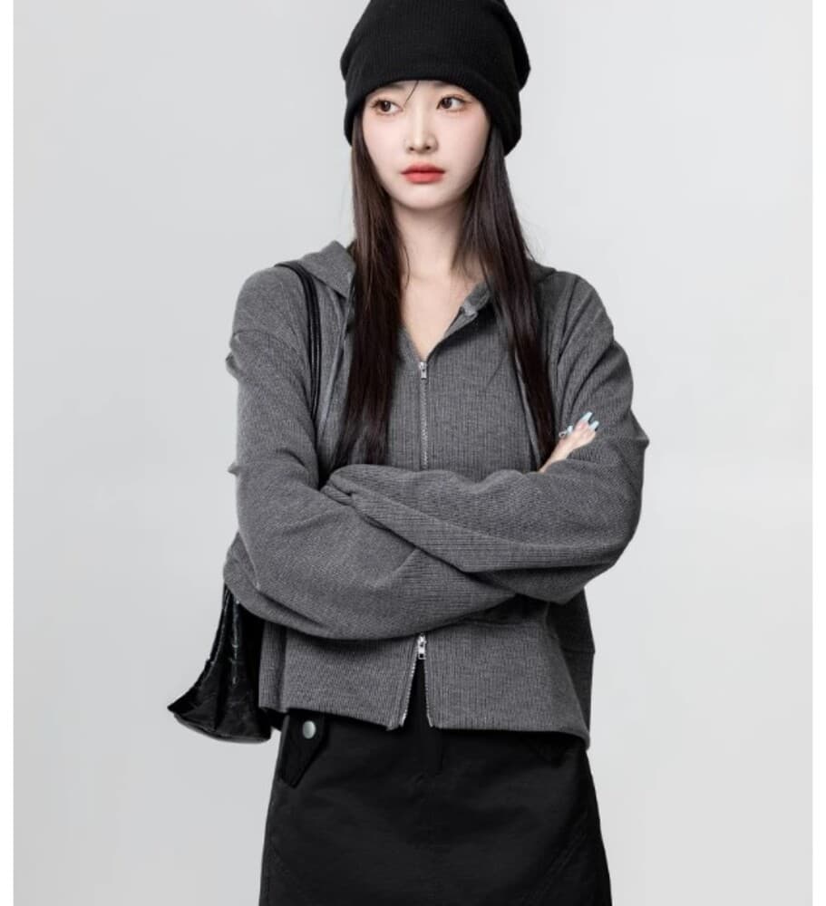 ブルベ夏/ブルベ冬服 クロップド丈パーカー