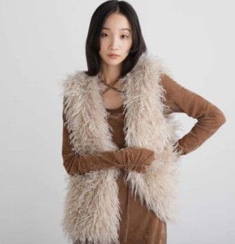 ブルベ夏服 ふわふわ調ベストジャケット