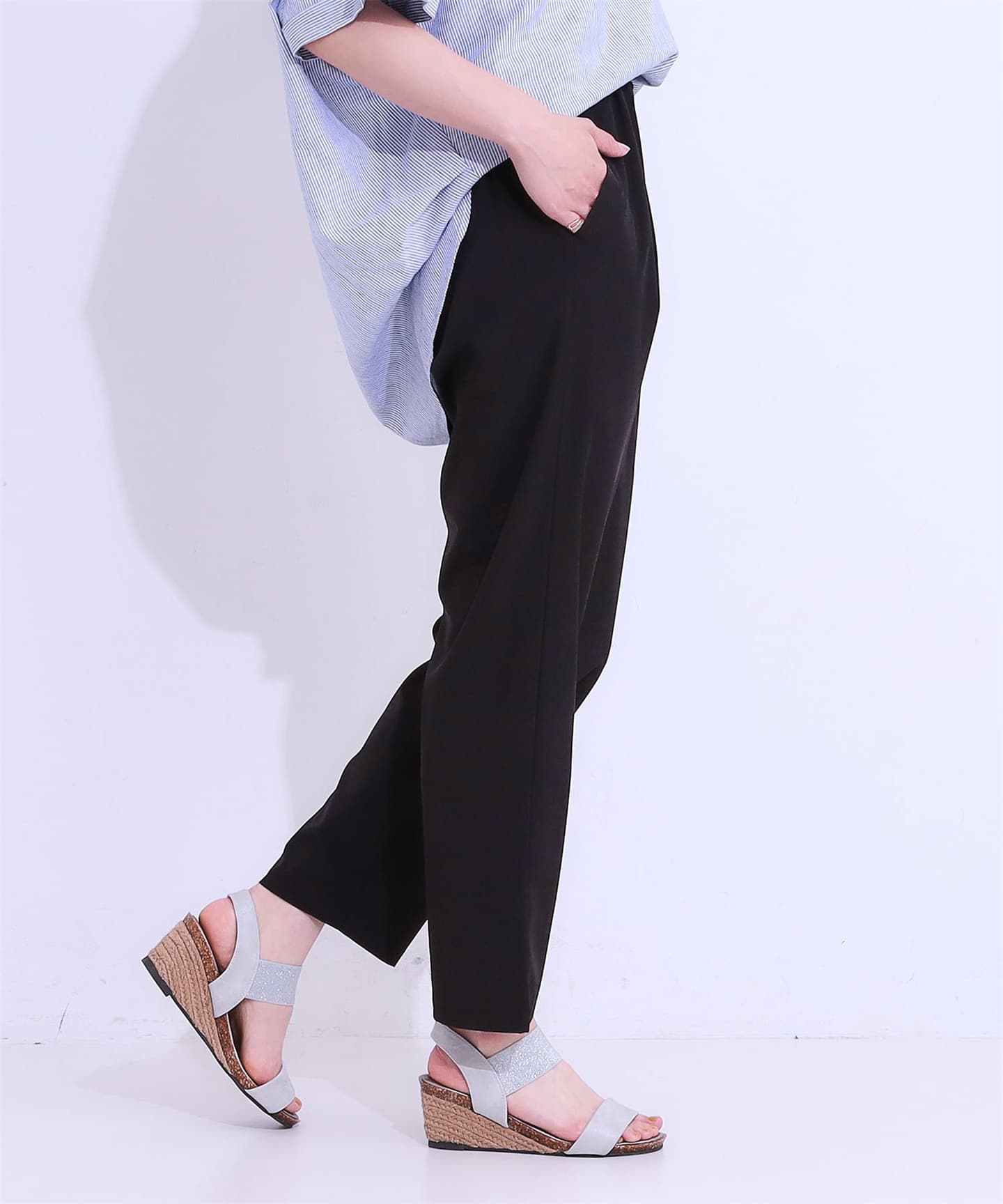 ブルベ夏/ブルベ冬服 やわらか仕立て上品テーパードパンツ