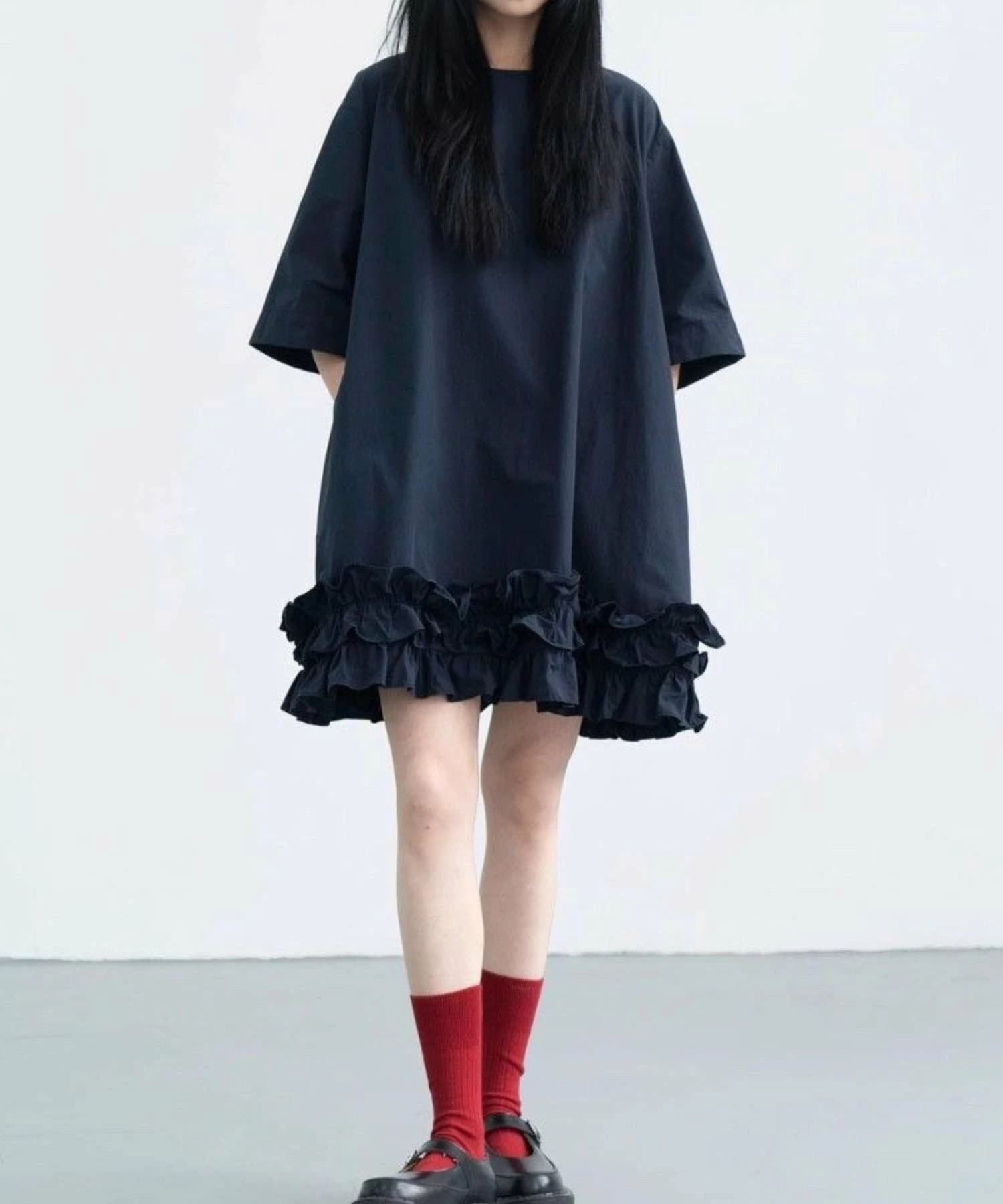 ブルベ冬服 韓国風 裾フリル 五分袖 Aラインワンピース