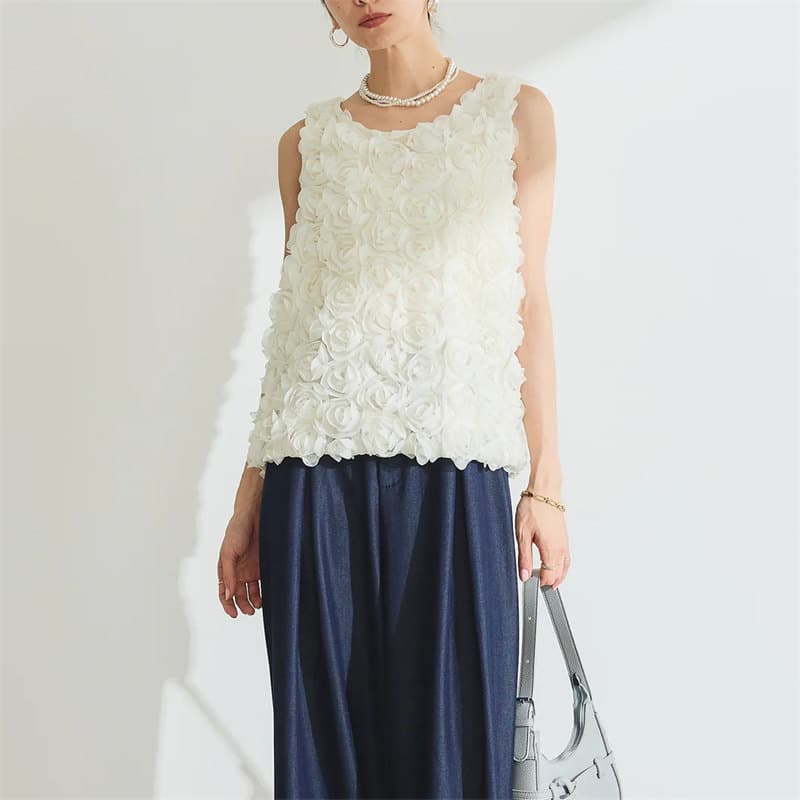 ブルベ夏服 立体バラ装飾 ノースリーブブラウス